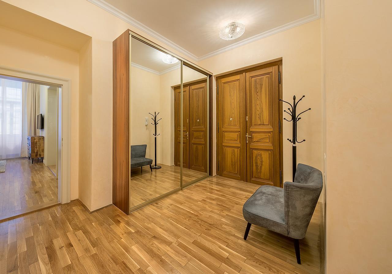 Days - Luxurious Lesser Town * Praga