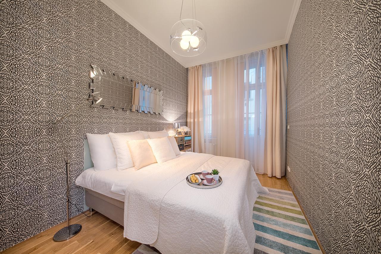 Days - Luxurious Lesser Town Apartamento Praga